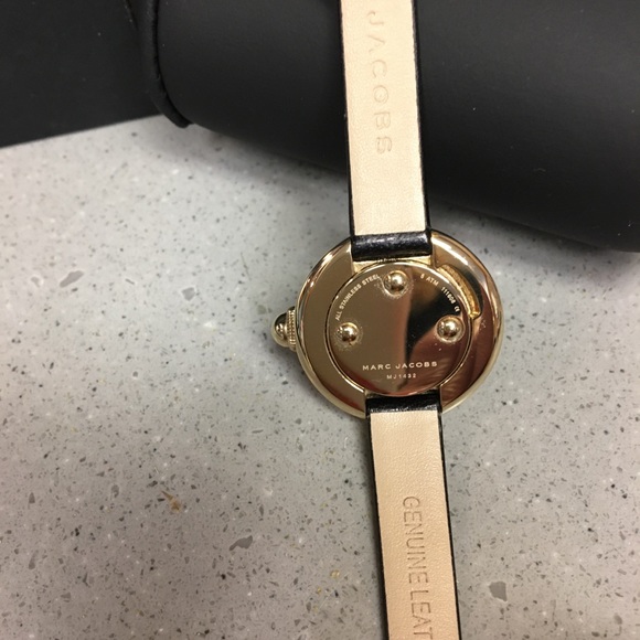 Ladies watch - Picture 5 of 8
